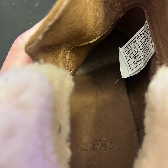 NEW UGG Anais Wedge Boots - Size 9 - Picture 6 of 10